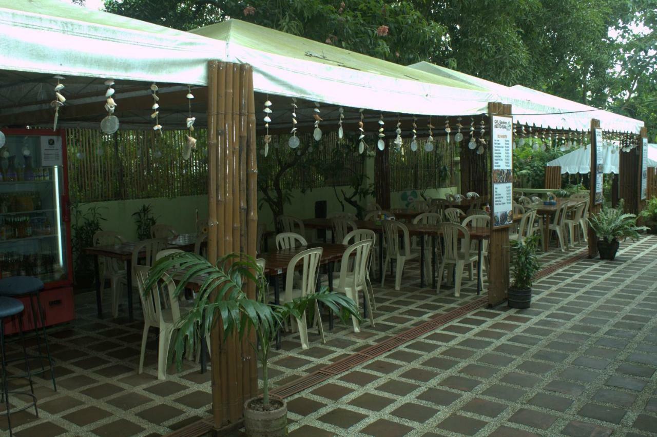 Coron Town Traveller'S Dormitory ภายนอก รูปภาพ