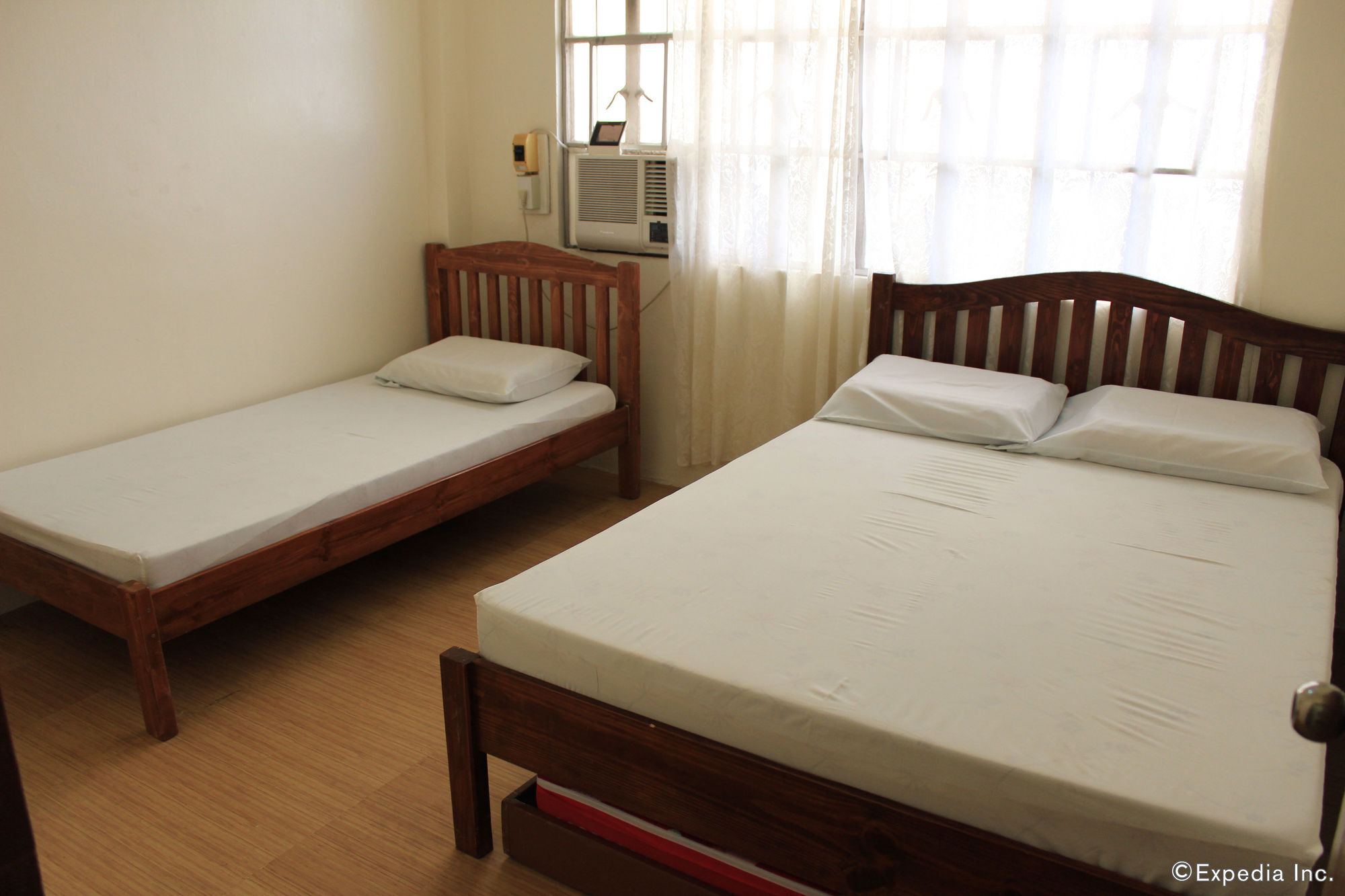 Coron Town Traveller'S Dormitory ภายนอก รูปภาพ